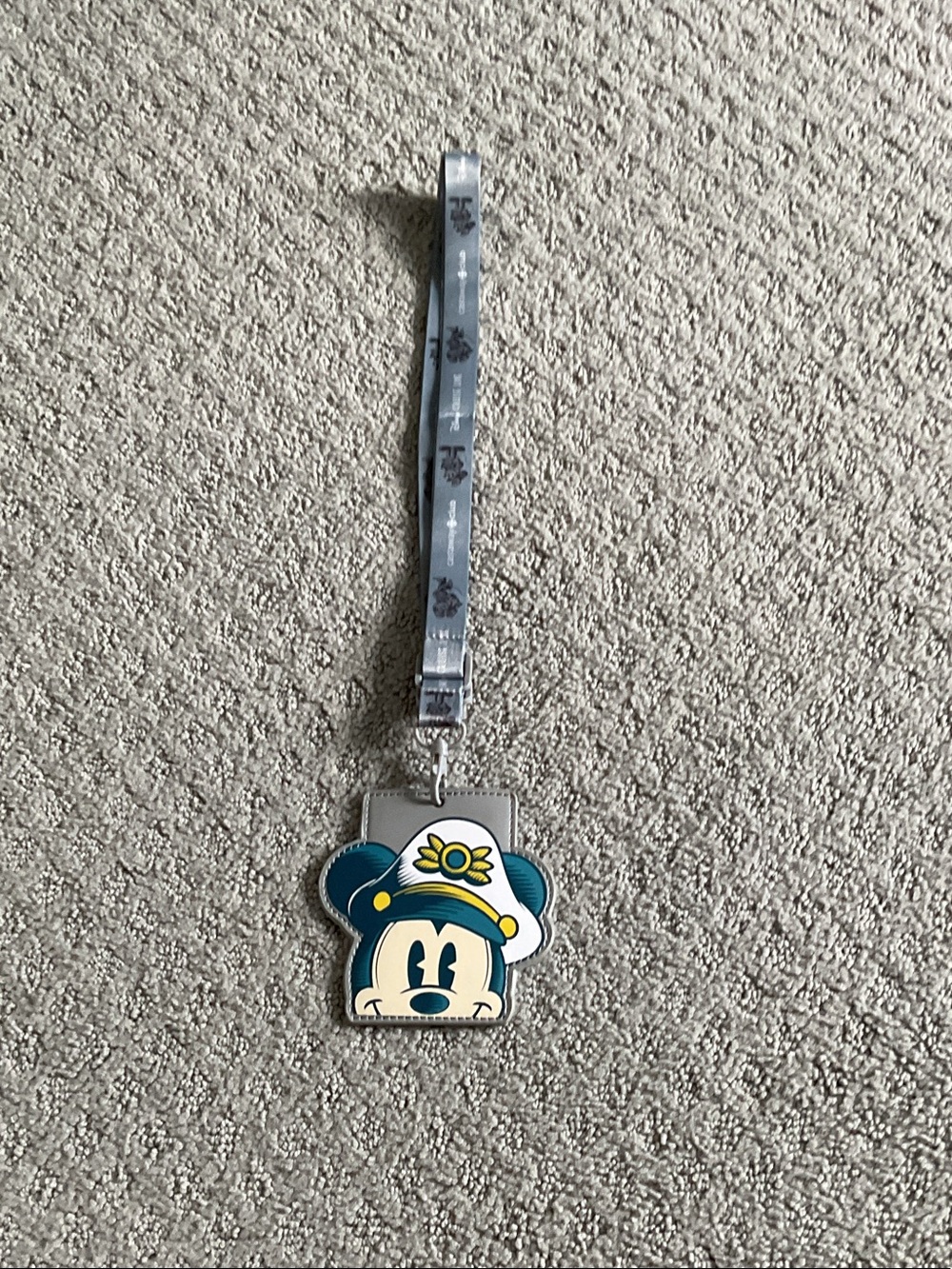 Disney Teal and Cream Minnie Mouse Lanyard ID Holder